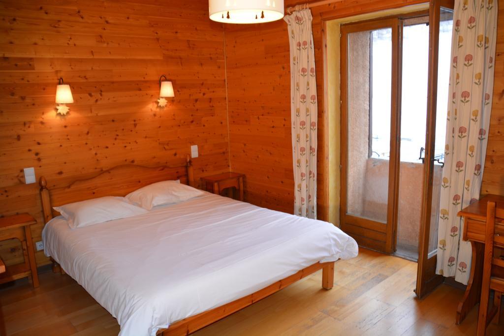 Hôtel Alpis Cottia Montgenèvre Quarto foto